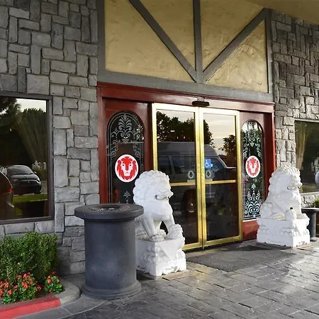 Folk Inn Ontario Airport-2